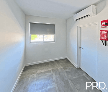 STUDIO APARTMENT WITH EXTRAS - Photo 6