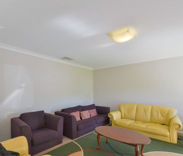 OXLEY VALE - Four Bedroom Double Garage - Photo 4