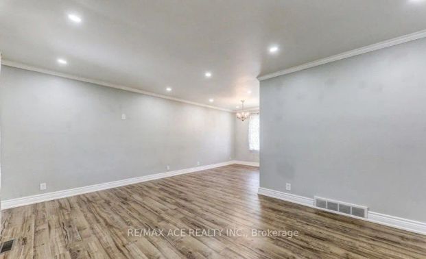 482 Nipigon Street #Main - Photo 1