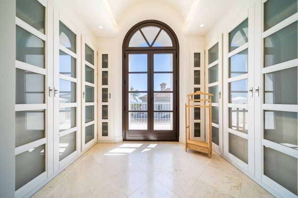 Luxury Villa for rent in Marbella, Spain - Photo 1