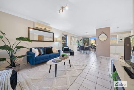 Spacious, Light Filled Townhouse in Daisy Hill - Photo 5