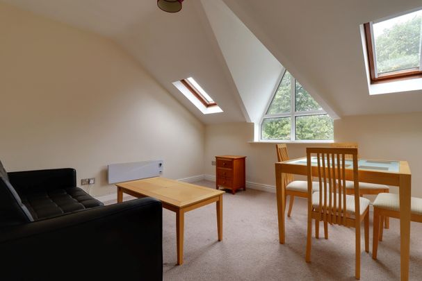 1 Bed Flat, Withington Road, M16 - Photo 1