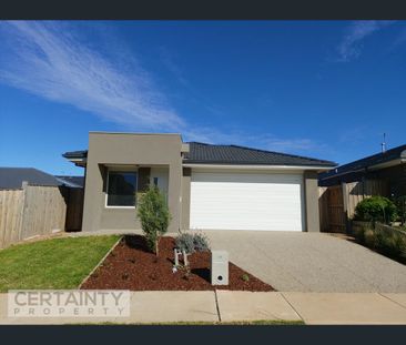 Room 1/ 52 Greenmont Road, Wyndham Vale, Vic 3024 - Photo 5