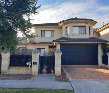 Spacious full brick townhouse - Photo 2
