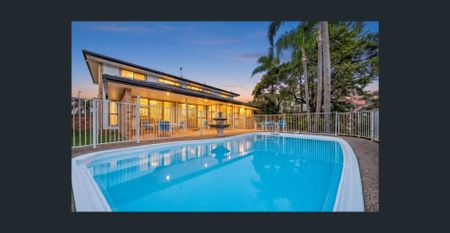 Waterfront Family Living in the Heart of Benowa MORE INTERNAL PHOTOS TO COME - Photo 2