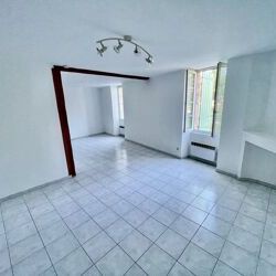 Location Appartement 3 pièces 86 m2 à Lodève - Photo 1