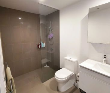 Modern Riverside Living - Photo 5