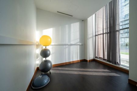 For Lease - 7895 Jane Street Unit# 3406, Vaughan, Ontario - Photo 4