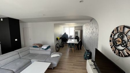 A louer chambre en colocation rive droite - Photo 2