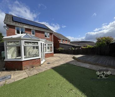 4 bedroom detached house to rent - Photo 3