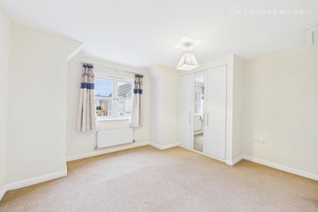 3 bedroom terraced house to rent - Photo 2