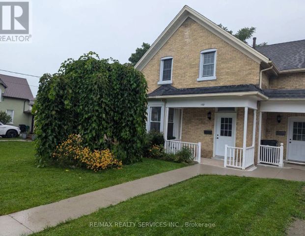 159 WELLINGTON STREET — 3 Bedroom - Photo 1