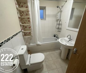 Bewsey Road - Warrington - WA5 - Photo 4