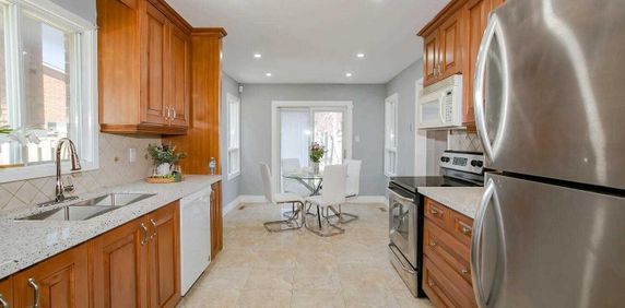 For Lease - 61 Alabaster Drive, Brampton, Ontario - Photo 2