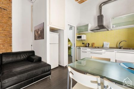 Trendy Studio Apartment in Barceloneta, steps from the Beach - Photo 5