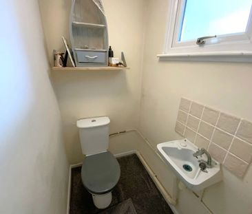 Bourne Walk, Rowley Regis, B65 8NR - Photo 6