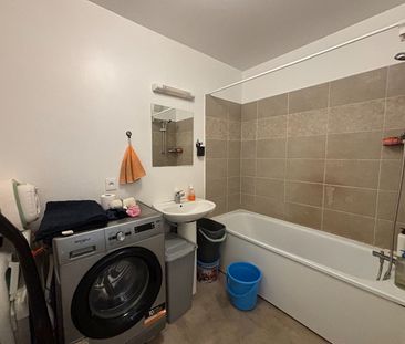 Location Appartement 3 pièces 57m² - Photo 4