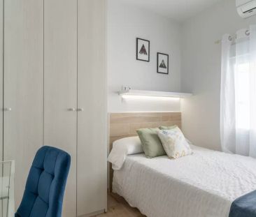 Room in a shared 5-bedroom apartment for rent in Puerta del Ángel - Foto 4