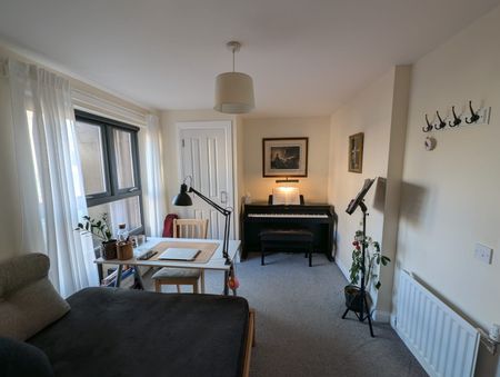 2 Bed Flat, Panmure Gate, G20 - Photo 5