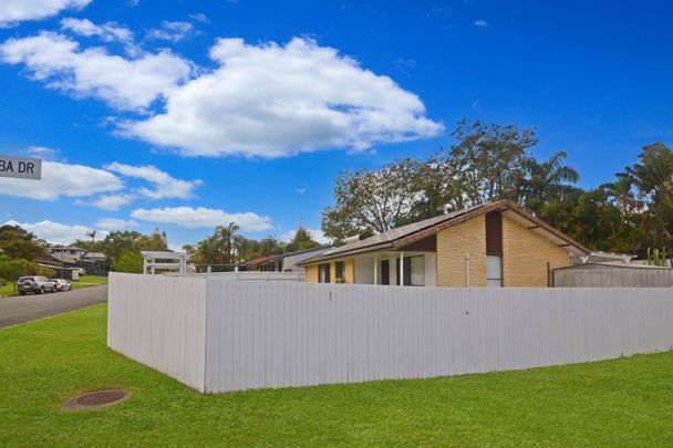 26 Lowanna Drive, Ashmore QLD 4214 - House For Rent | Domain - Photo 1