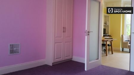 Cosy 1-bedroom apartment for rent in Terenure, Dublin - Photo 4