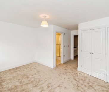 4 bedroom property to rent - Photo 3