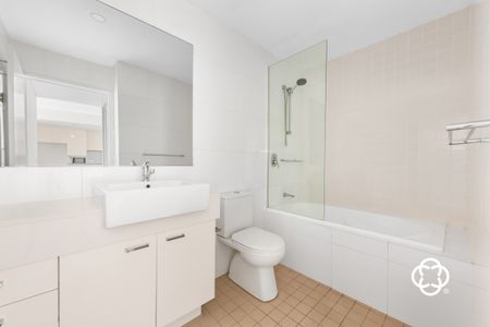 489/33 Hill Road, 2127, Wentworth Point Nsw - Photo 5