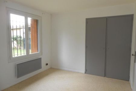 ASPERES - Appartement T3 de 71,70m² dans un mas avec jardin - Photo 5