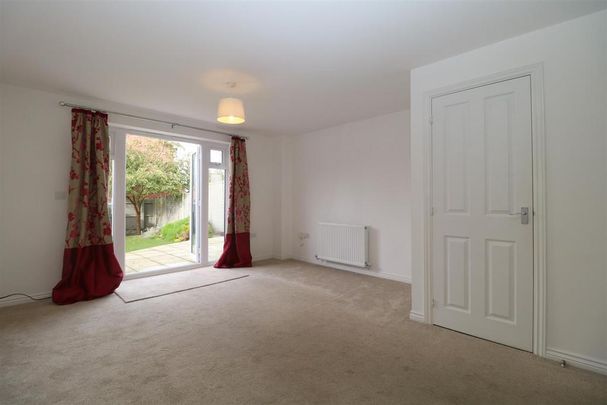 2 bedroom semi-detached house to rent - Photo 1