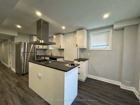 For Lease - 80 Chouinard Way Unit# Lower, Aurora, Ontario - Photo 3