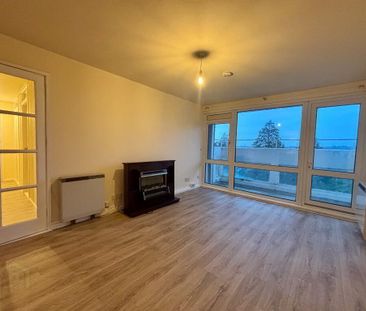 12d Riverdale House, Dunmurry, Belfast, BT17 9DD - Photo 1