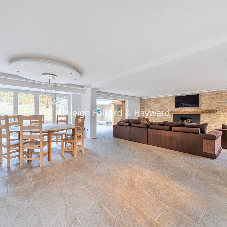 Sundridge Avenue, Bromley, BR1 - Photo 1