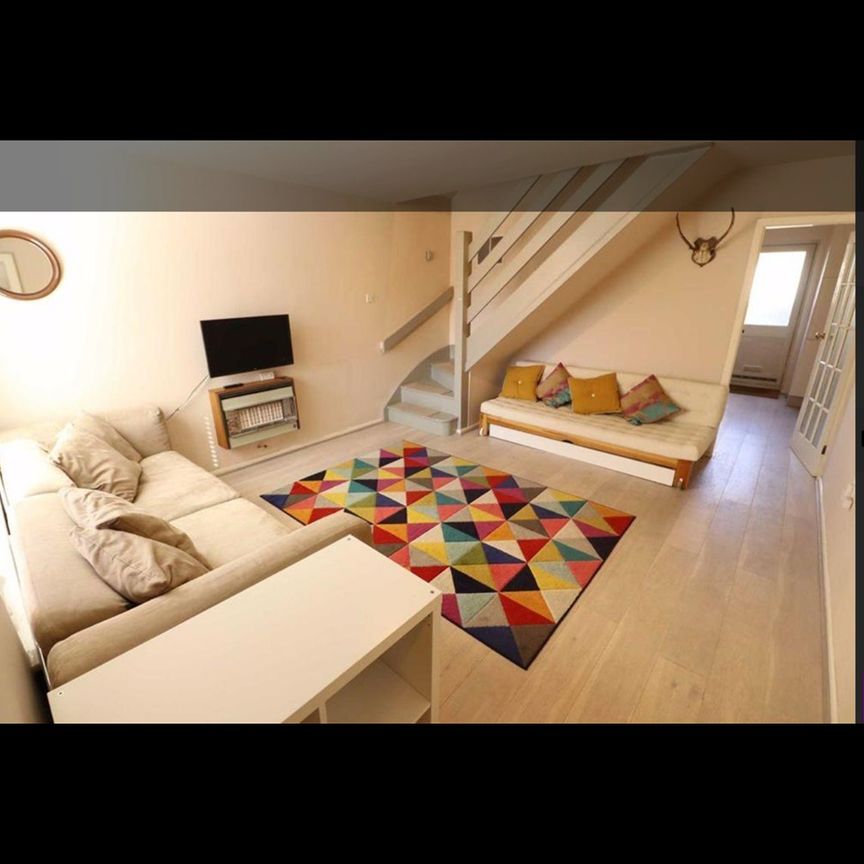 2 Bed Terraced House, Northumberland Road, M16 - Photo 1