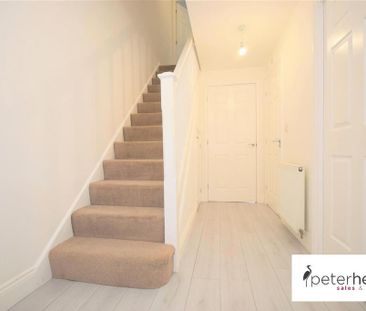 2 bedroom semi-detached house to rent - Photo 3