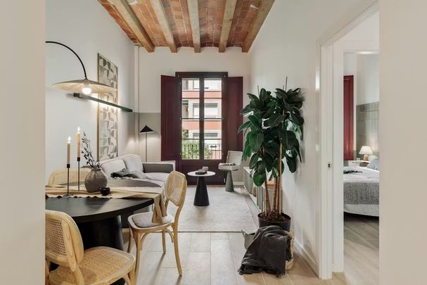 Carrer de Floridablanca, Barcelona, Catalonia 08011 - Foto 1