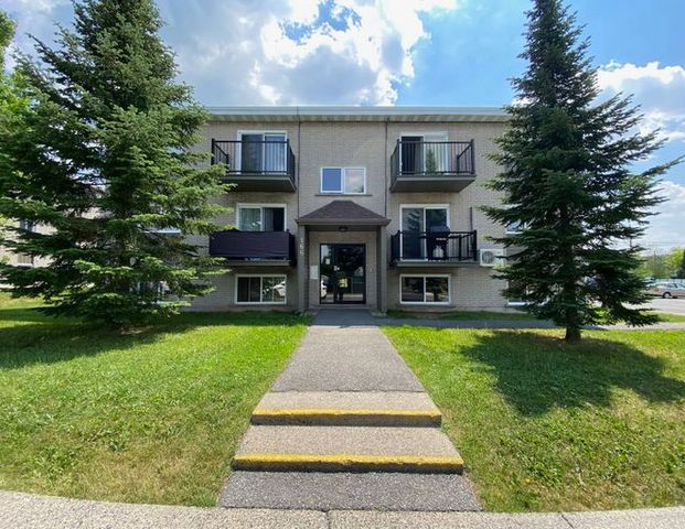 166 Rue Bourgeois | 166 Rue Bourgeois, Granby - Photo 1
