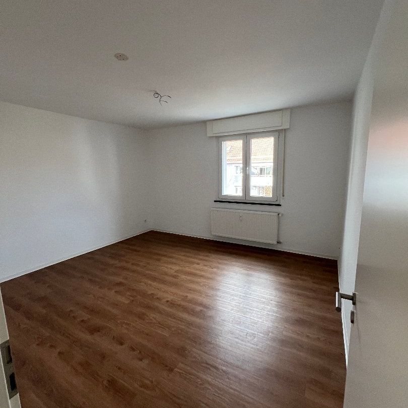 Gemütliche 3 Zimmer Wohnung mit Balkon! - Photo 1