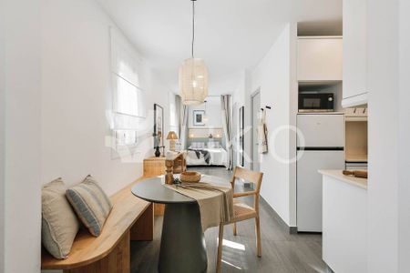 1 room luxury Apartment for rent in Barcelona, Spain - Photo 2