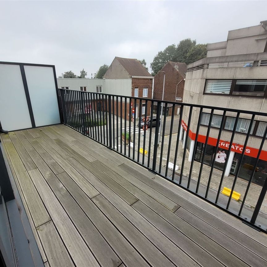 Appartement met 2 kamers + terras + staanplaats - Photo 1