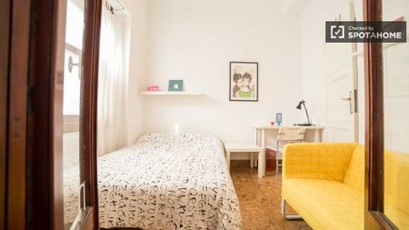 valencia, Valencian Community 46002 - Photo 3