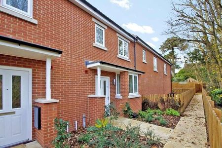 Drovers Way, Newent, Gloucestershire, GL18 - Photo 5