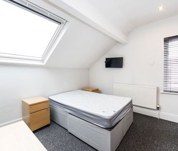 Welton Place, Hyde Park, Leeds - Photo 3