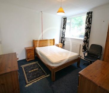 1 Bed - Rhoshendre, Waun Fawr, Aberystwyth - Photo 4