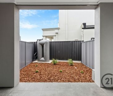 Brand New 3 Bedroom Townhouse - Photo 4