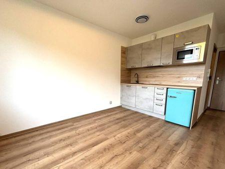 Pronájem bytu 1+kk 20 m2 - Photo 2