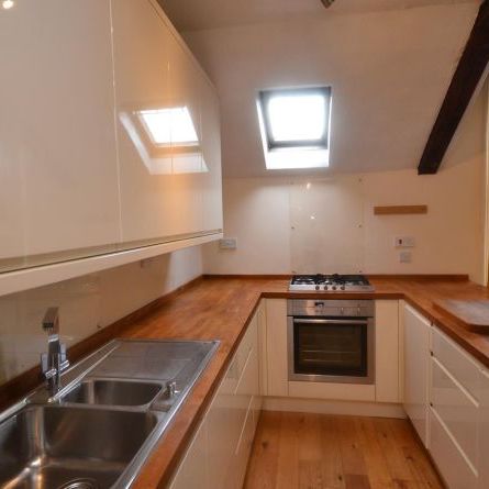 Powderham Crescent, EX4 6BZ - Photo 1