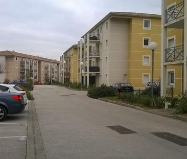 Location Appartement 3 pièces 54m² BAGNOLS SUR CEZE 30200 - Photo 1
