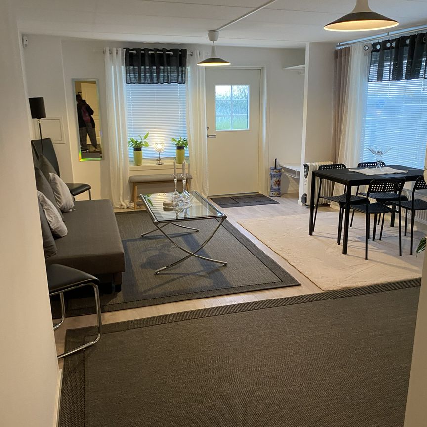 Körsbärsvägen, Skövde - Foto 1