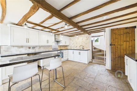 3 bedroom detached house to rent - Photo 4