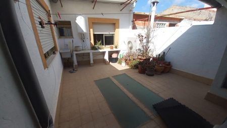 VIVIENDA PARA ESTUDIANTES - Photo 3